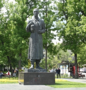 Пам’ятник Григорію Сковороді Пам’ятник Григорію Сковороді