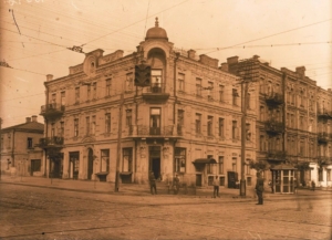 Симона Петлюри, 11 Симона Петлюри, 11