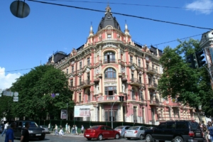 Володимирська, 39 Володимирська, 39